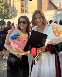 Alina Boz Üniversite mezunu oldu Alina Boz universite mezunu oldu1 habermeydan