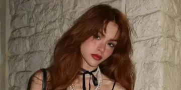 Asena Keskinci yeni rolü için tesettüre girdi Asena Keskinci yeni rolü için tesettüre girdi