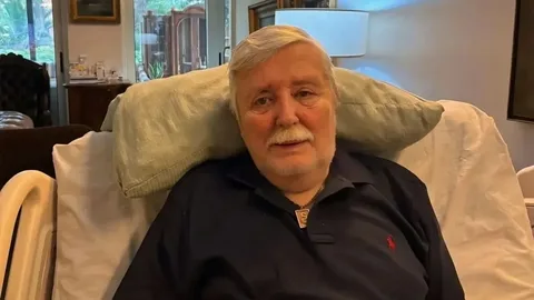 Usta gazeteci Aziz Üstel son yolculuğuna uğurlandı Aziz ustel son yolculuguna ugurlandi habermeydan