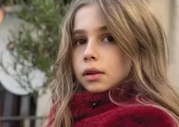 Azra Aksu kimdir? Kaç yaşında ve nereli? Azra Aksu kimdir? Kaç yaşında ve nereli?