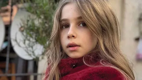 Azra Aksu kimdir? Kaç yaşında ve nereli? Azra Aksu kimdir Habermeydan