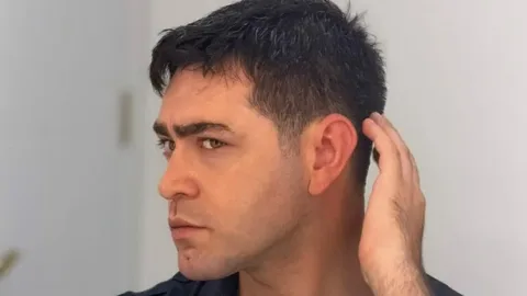 Barış Baktaş'tan asker tıraşı Baris Baktas asker tirasi habermeydan