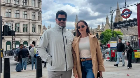 Burak Özçivit ve Fahriye Evcen'den aile tatili Burak ozcivit Fahriye Evcen aile tatili habermeydan