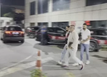 Gazeteci Cem Küçük Gözaltına Alındı! Başsavcılıktan Resmi Açıklama Geldi Gazeteci Cem Küçük Gözaltına Alındı! Başsavcılıktan Resmi Açıklama Geldi