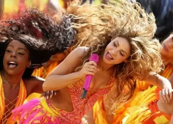 Dünya Kupası finalinde Shakira rüzgarı! Yaşı gündem oldu Dünya Kupası finalinde Shakira rüzgarı! Yaşı gündem oldu