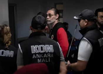 Etimesgut Belediyesi Soruşturmasında 55 Şüpheli Hakkında İşlem: Erdal Beşikcioğlu Gözaltına Alındı