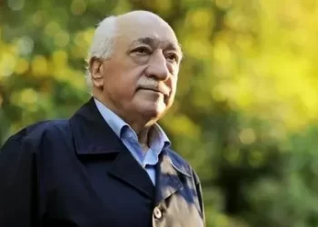 Fethullah Gülen kimdir? Fethullah Gülen hayatı nasıldı?