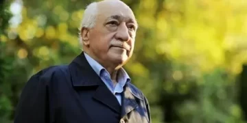 Fethullah Gülen kimdir? Fethullah Gülen hayatı nasıldı?