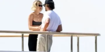 Gigi Hadid ile Bradley Cooper'dan romantik tatil Gigi Hadid ile Bradley Cooper’dan romantik tatil