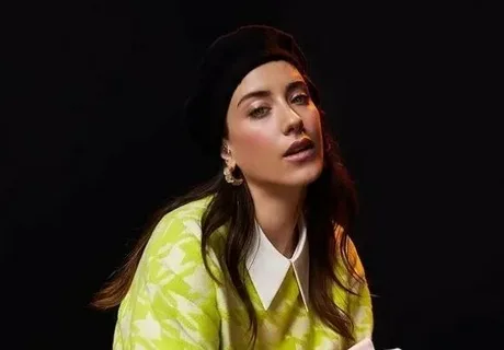 Hazal Kaya'dan Hollanda kararı Hazal Kaya Hollanda karari habermeydan