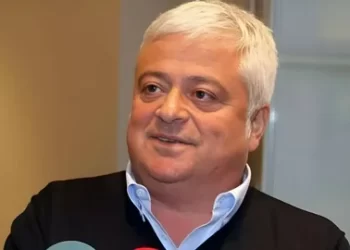 Ahbap operasyonunda yeni dalga! Hüseyin Başaran dahil 13 gözaltı Ahbap operasyonunda yeni dalga! Hüseyin Başaran dahil 13 gözaltı