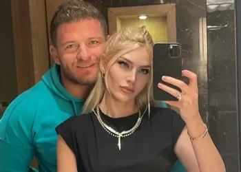 İsmail Balaban ve İlayda Şeker ikinci bebeklerini bekliyor İsmail Balaban ve İlayda Şeker ikinci bebeklerini bekliyor