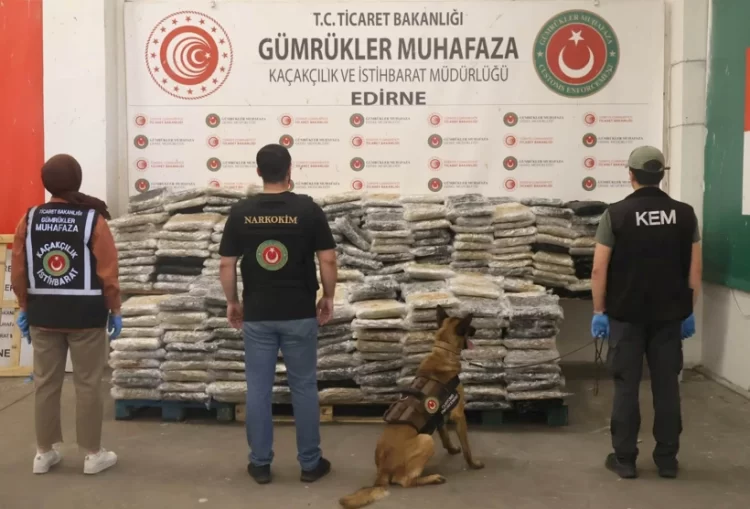 Kapıkule'de Dev Uyuşturucu Operasyonu! 1 Tonu Aşan Uyuşturucu Ele Geçirildi Kapikulede Dev Uyusturucu Operasyonu habermeydan