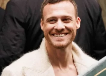 Kerem Bürsin adını kullanan dolandırıcıya 3,5 yıl hapis