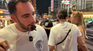 Kuralsız Sokaklar'da şok eden akrep menüsü Kuralsiz Sokaklarda sok eden akrep menusu1 habermeydan