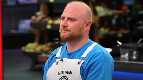 MasterChef Batuhan Nazikoğlu kimdir? Kaç yaşında ve nereli? MasterChef Batuhan Nazikoglu kimdir1 habermeydan