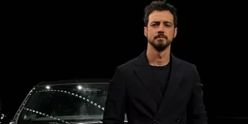 Mert Yazıcıoğlu bu kez doktor rolüyle ekranlara gelecek Mert Yazıcıoğlu bu kez doktor rolüyle ekranlara gelecek