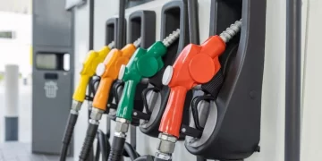 Motorine Büyük İndirim Geliyor! Litre Fiyatı 3 TL’ye Yakın Düşecek