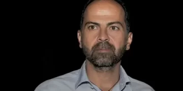 Nasuh Mahruki 15 Temmuz paylaşımı nedeniyle tutuklandı Nasuh Mahruki 15 Temmuz paylaşımı nedeniyle tutuklandı