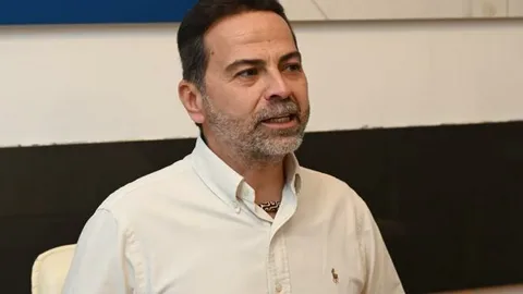 Nasuh Mahruki Hakkında 15 Temmuz Paylaşımı Nedeniyle Gözaltı Kararı Nasuh Mahruki habermeydan