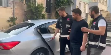 Oğuzhan Uğur Adliyeye Sevk Edildi! Ahbap Soruşturmasında Yeni Gelişme Oğuzhan Uğur Adliyeye Sevk Edildi! Ahbap Soruşturmasında Yeni Gelişme