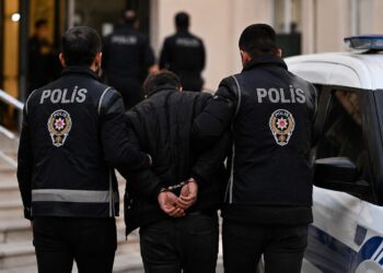 Ankara'da Organize Suç Örgütüne Operasyon! 12 Şüpheli Tutuklandı Ankara’da Organize Suç Örgütüne Operasyon! 12 Şüpheli Tutuklandı
