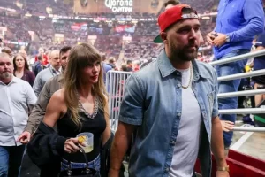 Taylor Swift ve Travis Kelce'den düğün öncesi yüklü bağış Taylor Swift Travis Kelce dugun oncesi yuklu bagis1 habermeydan