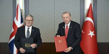 Türkiye ile Birleşik Krallık arasında güvenlik ve savunmada yeni dönem Türkiye ile Birleşik Krallık arasında güvenlik ve savunmada yeni dönem