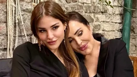 Yağmur Ünal yıllar sonra aynı bankta Yagmur unal yillar sonra ayni bankta habermeydan
