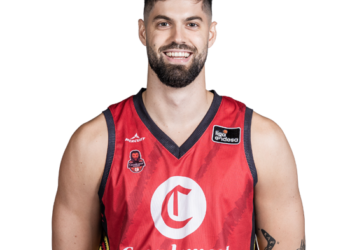 Anadolu Efes, Santi Yusta’yı açıkladı!