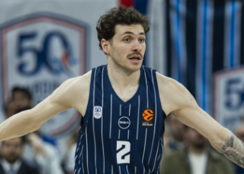 Anadolu Efes’te, Şehmus Hazer ile yollar ayrıldı!