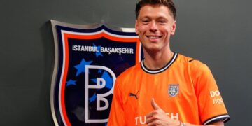 Andreas Skov Olsen Başakşehir’de!