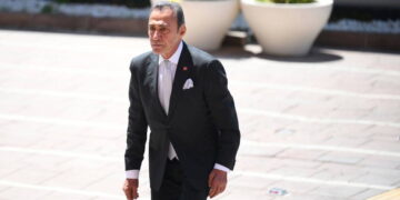 Berhan Şimşek hakkında kadına şiddet iddiasıyla uzaklaştırma kararı Berhan Şimşek hakkında kadına şiddet iddiasıyla uzaklaştırma kararı