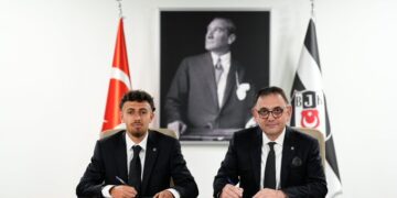 Beşiktaş, İlhan Fakılı'yı kadrosuna kattı! Beşiktaş, İlhan Fakılı’yı kadrosuna kattı!