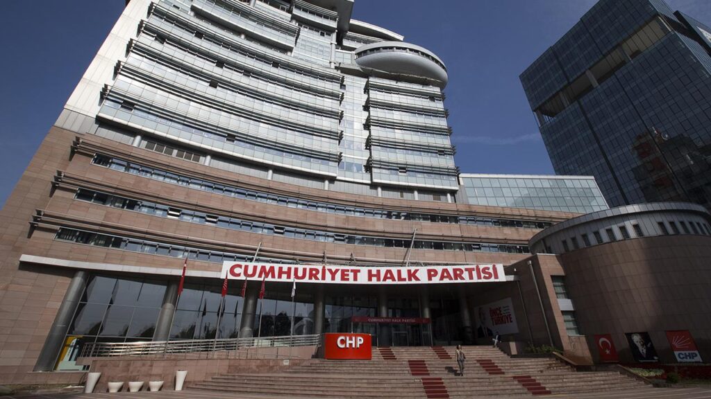 CHP İstanbul İl Kongresi davasında yeni erteleme: Karar çıkmadı chp habermeydan