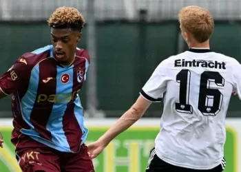 Eintracht Frankfurt 3-0 Trabzonspor Eintracht Frankfurt 3-0 Trabzonspor