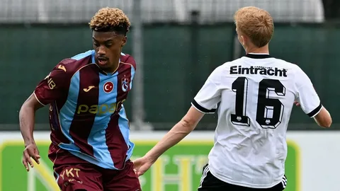 eintracht frankfurt 3 0 trabzonspor habermeydan