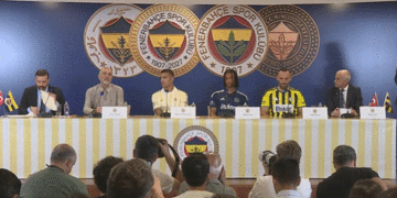 Fenerbahçe’de, Greenwood, Ake ve Muriqi Resmen İmzayı Attı!