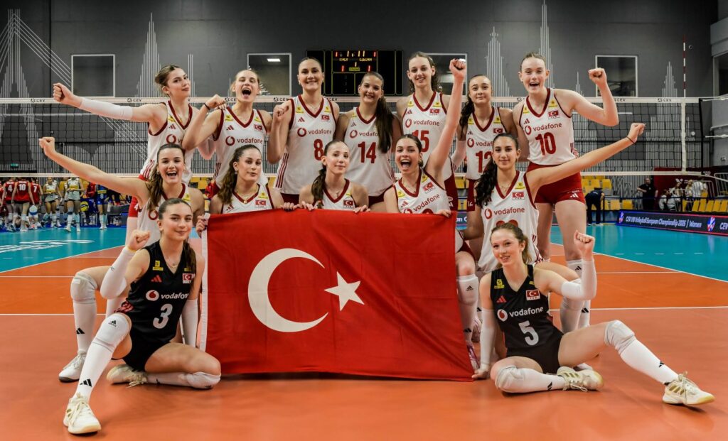 Filenin Genç Sultanları, Belçika’yı da Devirdi! filenin genc sultanlari belcikayida devirdi habermeydan e1783024268458