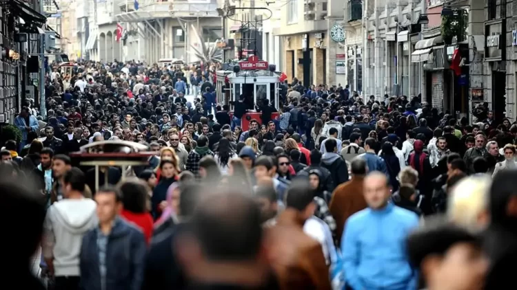 Türkiye'de en fazla göç alan ve göç veren iller açıklandı En fazla göç alan ve göç veren iller belli oldu.