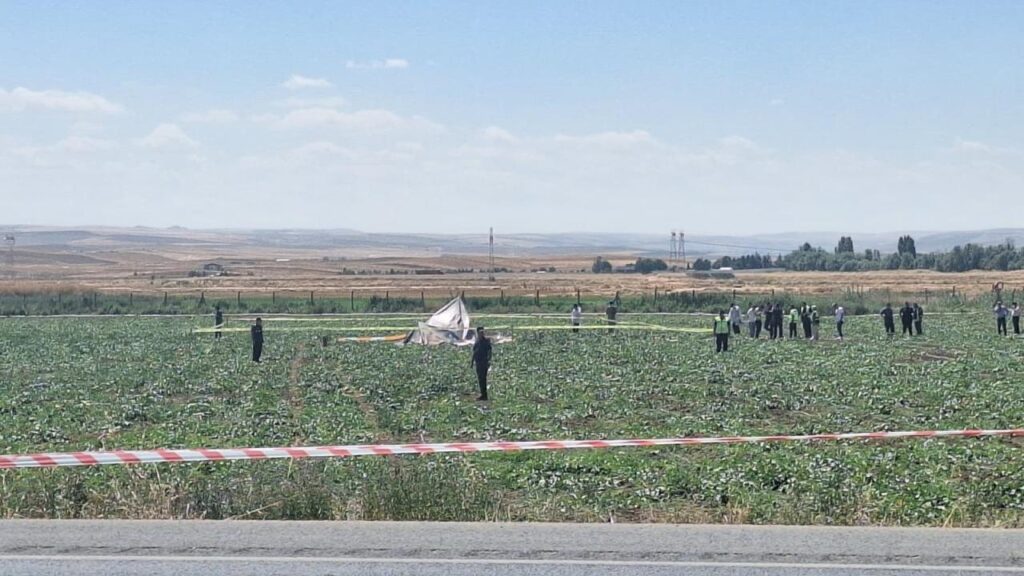 Ankara'da eğitim helikopteri düştü: 1 pilot hayatını kaybetti helikopter dustu habermeydan