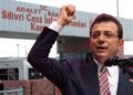 İBB davasında gerginlik: Ekrem İmamoğlu’nun salondan çıkarılması tepki çekti