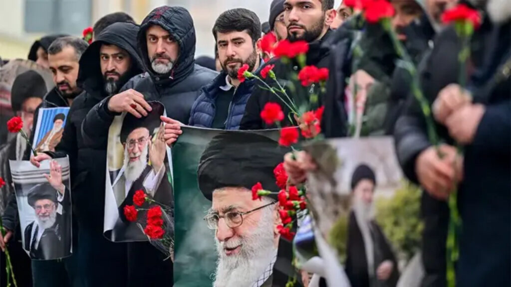 İran'da Hamaney'e son veda: Cenaze töreni başladı iran hamaneye veda ediyor habermeydan