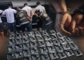 İstanbul'da yolcu otobüsünde 120 silah bulundu İstanbul’da yolcu otobüsünde 120 silah bulundu