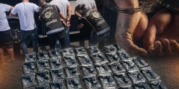 İstanbul'da yolcu otobüsünde 120 silah bulundu İstanbul’da yolcu otobüsünde 120 silah bulundu
