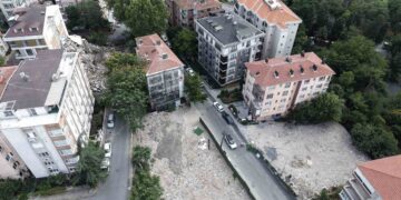 İstanbul’da kentsel dönüşüm hızlandı: Bir sokakta 13 bina yenileniyor