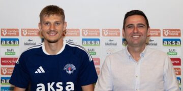 Kasımpaşa, Adrian Benedyczak ile uzattı!