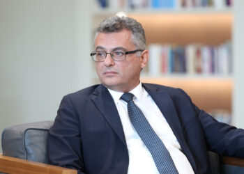 Rahatsızlanarak hastaneye kaldırılan KKTC Cumhurbaşkanı Erhürman taburcu edildi Rahatsızlanarak hastaneye kaldırılan KKTC Cumhurbaşkanı Erhürman taburcu edildi