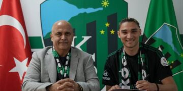 Kocaelispor, Emir Ortakaya'yı renklerine bağladı! Kocaelispor, Emir Ortakaya’yı renklerine bağladı!