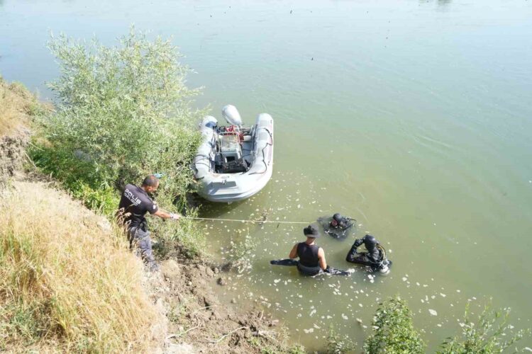 Murat Nehri'nde Akıntıya Kapılan 10 Yaşındaki Berat'tan 24 Saattir Haber Yok! murat nehrinde akintiya kapilan 10 yasindaki berattan 24 saattir haber yok habermeydan